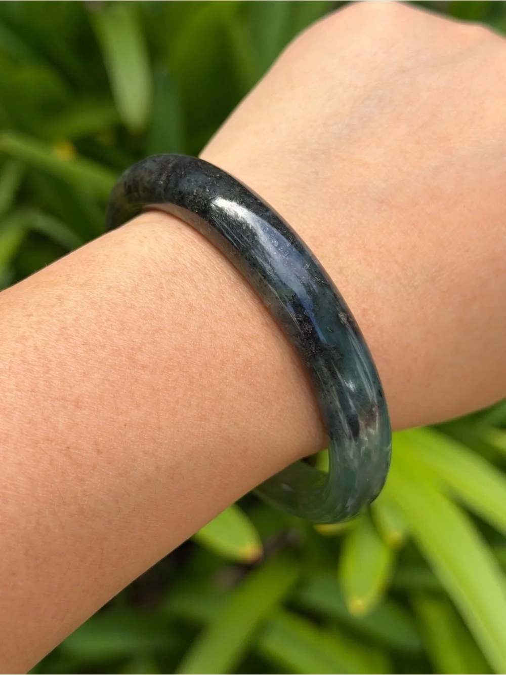 62mm inner diameter‎ half half green xiuyu jade bangle 1739